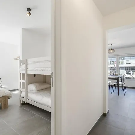 Delightful Family At Only 50 Meters From The Beach / Panne A Cote De Panne