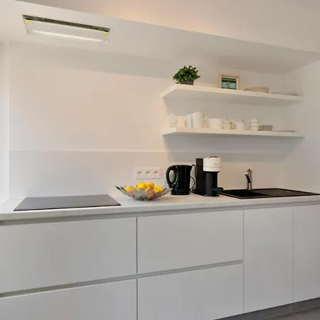 Delightful Family At Only 50 Meters From The Beach / Panne A Cote Apartman De Panne